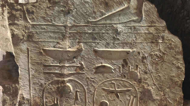 Descubren nuevas evidencias de un templo de Ramses II en un barrio de El Cairo