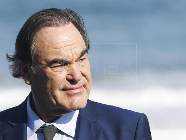 Oliver Stone: 