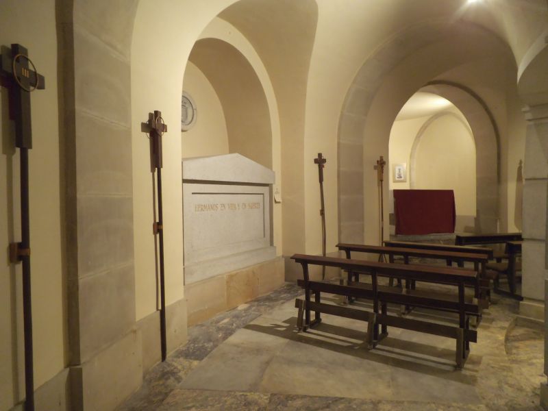 Los Caballeros de la Cruz denuncian cámaras en la cripta de los Caídos