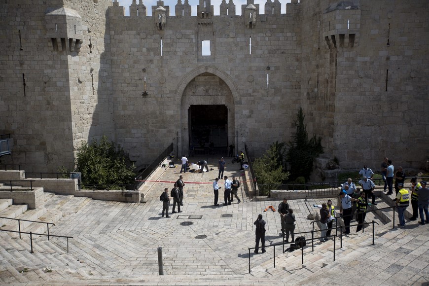 Un jordano muere en Jerusalén tras atacar a unos agentes con un cuchillo, según la Policía