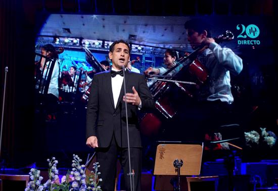 Juan Diego Flórez llena de solidaridad y música el Real en su 20 aniversario