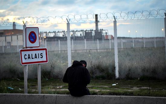 Francia quiere que el Reino Unido acoja a cientos de menores de Calais