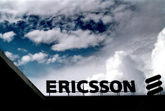 Ericsson ganó 361 millones de euros netos hasta septiembre, un 48 % menos