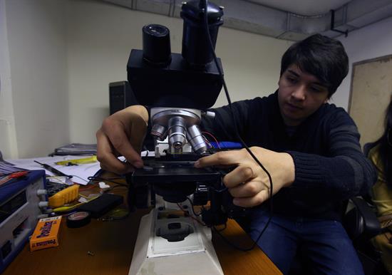 Universitarios bolivianos crean un chip detector de tuberculosis