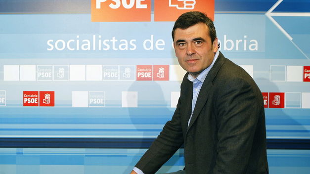 Cortés, de la gestora del PSOE, quiere 