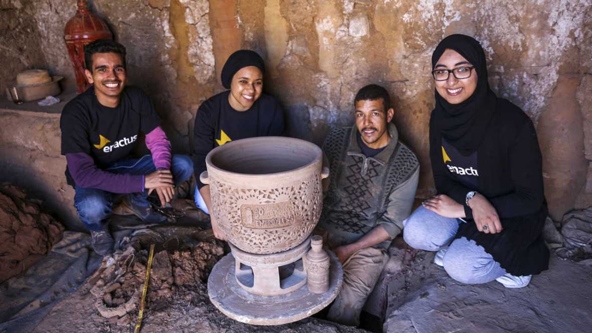 Una joven marroquí diseña frigoríficos de arcilla que no necesitan electricidad