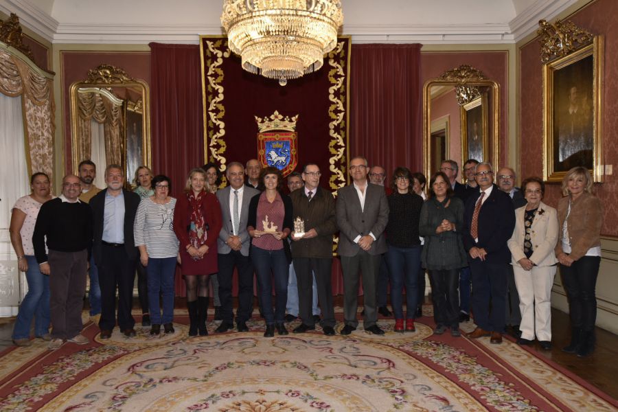 El Ayuntamiento recibe a representantes de las casas regionales en Navarra en su XXVIII Semana Cultural