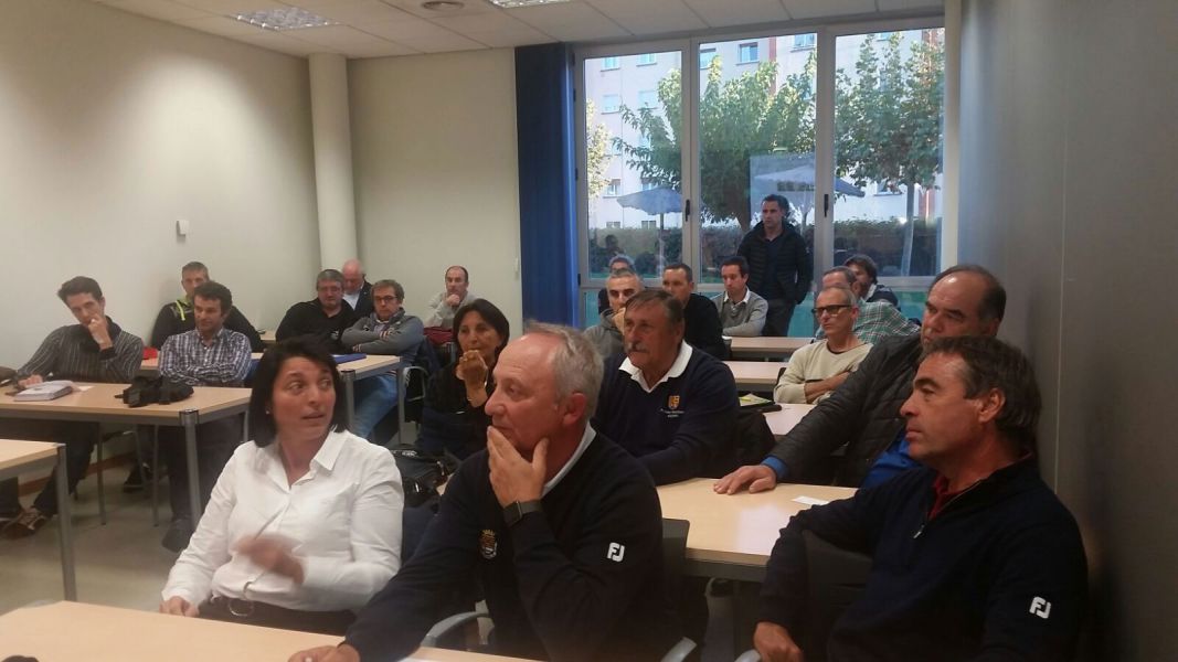 Pamplona acoge la tercera reunión de los Encuentros de deporte transfronterizo
