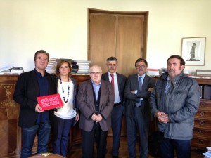 De izda. a dcha., Pello Pellejero (director General de Comunicación y Relaciones Institucionales del Gobierno de Navarra), Elena Hernando (directora del Museo Lázaro Galdiano), Ricardo Pita (jefe de la Sección de Publicación del Gobierno de Navarra), Juan Antonio Yeves, (jefe de la Biblioteca del Museo Lázaro Galdiano), Alberto Anaut (director de la editorial La Fábrica) y Germán Bezunartea (Alcalde de Beire)