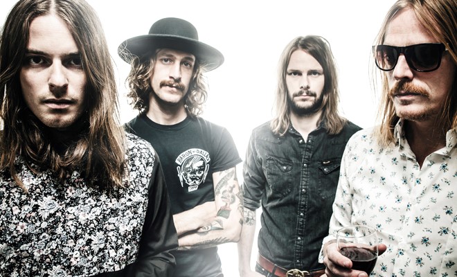 AGENDA: 28 de octubre, en Central Café de Pamplona, GRAVEYARD + POW POW POWS