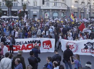 Escasa asistencia a las 18 horas a la marcha  'Rodea al Congreso'