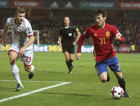 España mide el nivel de una Inglaterra en transición