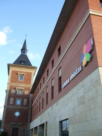 Caixabank vende a Maisons de Famille sus residencias geriátricas por 221 millones