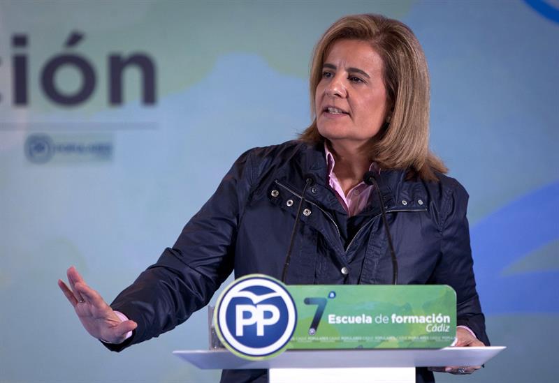 Báñez destaca empleo y sistema de bienestar, prioridades de Gobierno de Rajoy