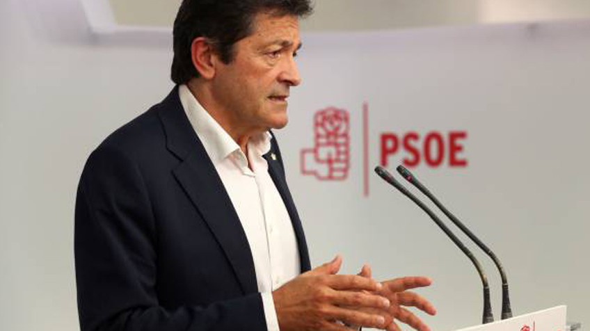 Javier Fernández a Podemos: quien ha hecho presidente a Rajoy ha sido Pablo Iglesias