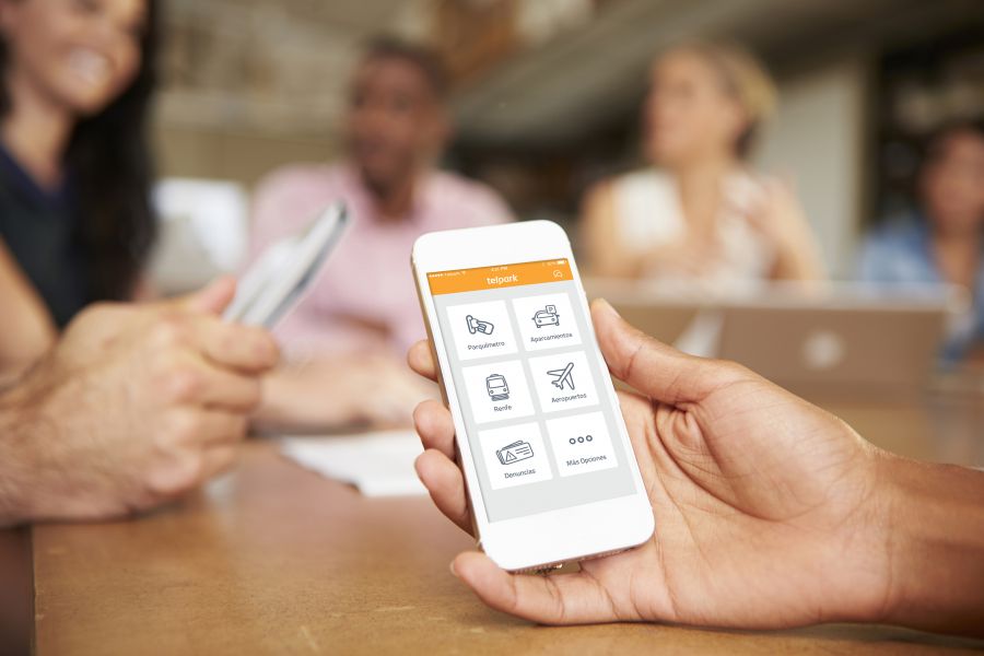 Mastercard y Telpark impulsan el pago móvil en parquímetros