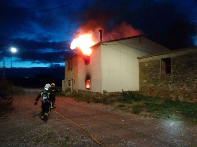 Un incendio destruye una vivienda en Traibuenas (Navarra) sin provocar heridos
