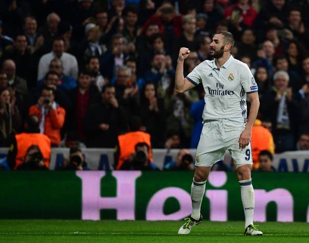 2-2. El Madrid perdona y pasa como segundo de grupo