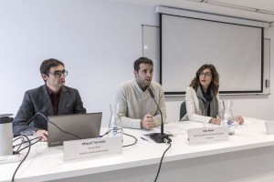 De izquierda a derecha: Miquel Torrente, director del Área de Energía del Grupo Hera; Aritz Ayesa, presidente de la Mancomunidad de la Comarca de Pamplona; y María Miró, directora de Gas Navarra
