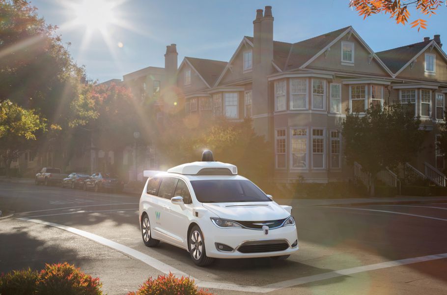 Waymo, así es el vehículo autónomo de Google y Chrysler