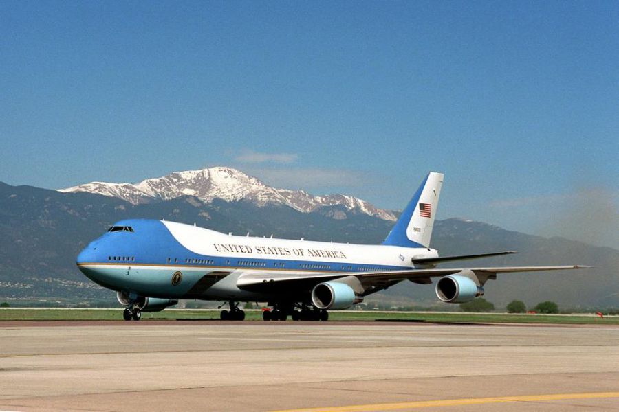 Donald Trump pide cancelar el programa para el nuevo Air Force One