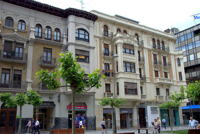 El Ayuntamiento estudia la oferta comercial de Pamplona