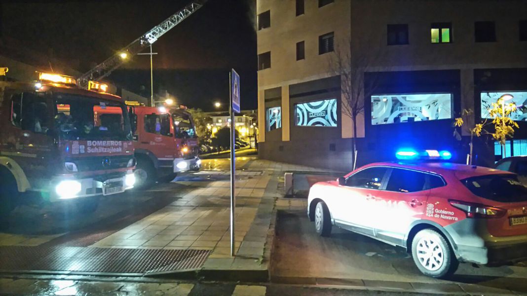 Un incendio en la chimenea de un bar de Ayegui hace evacuar las viviendas