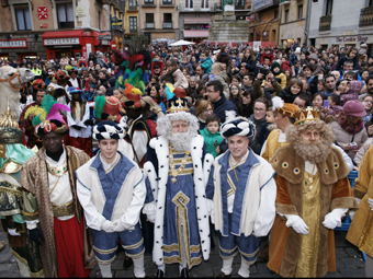 Reyes Magos 2016: La Pamplonesa anunciará la llegada y SSMM saludarán desde el Balcón del Ayuntamiento