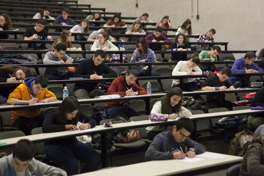Un alumno del I.E.S. Basoko de Pamplona gana la fase local de la 53.ª Olimpiada Matemática