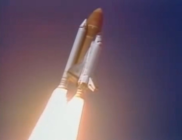 Explota un transbordador espacial norteamericano