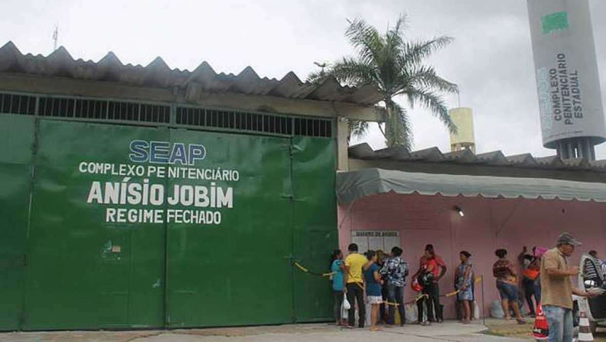 Al menos 50 muertos en un 