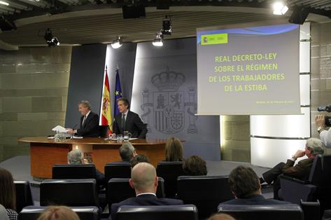 El Gobierno aprueba el real decreto ley sobre el régimen de estibadores
