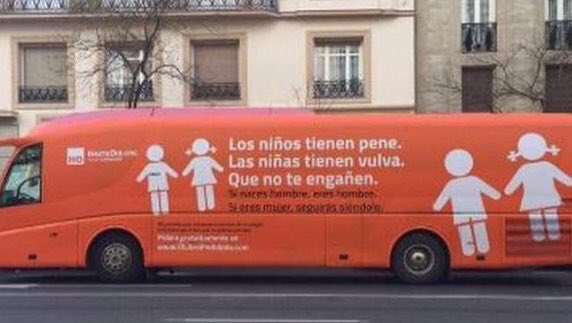 La Policía Municipal de Madrid inmoviliza el autobús de HazteOír 