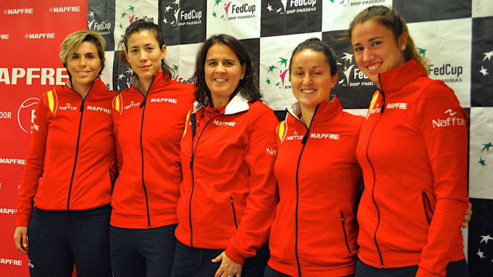 Strycova y Muguruza abren el duelo entre República Checa y España