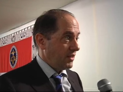 La Universidad de Cádiz prohíbe la charla del profesor navarro, Jokin de Irala
