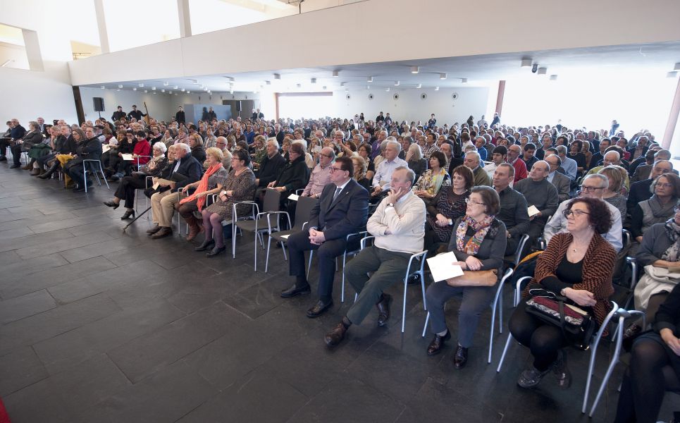 Homenaje a 571 funcionarios jubilados o fallecidos del Gobierno de Navarra