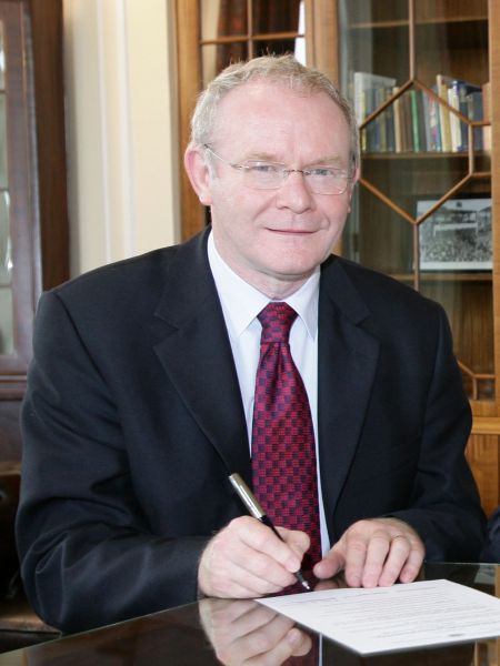 Muere, a los 66 años, Martin McGuiness antiguo comandante del IRA y exviceministro norirlandés