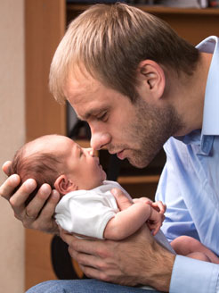 El apellido del padre deja de tener preferencia en España desde el 30 de junio