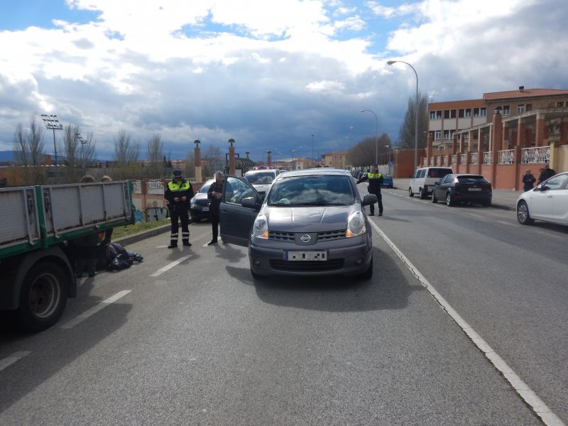 Dos jóvenes de de 23 y 20 años atropelladas en la calle Mugazuri de Pamplona