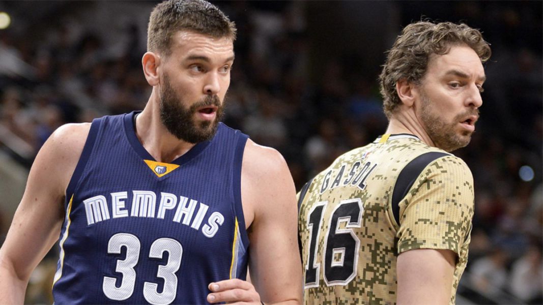 Los hermanos Pau y Marc Gasol junto a Ibaka tienen aportaciones ganadoras