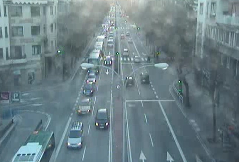Cámaras han grabado el momento del seísmo en Pamplona