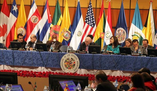 La OEA inicia el proceso para echar a Venezuela y desconoce la reelección de Maduro
