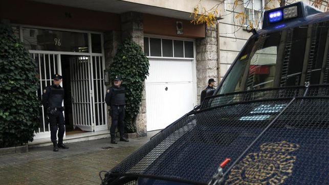 La Policía registra la casa y el despacho del expresidente catalán Jordi Pujol