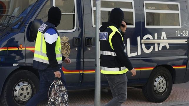 Detenidos en Madrid 2 marroquíes susceptibles de convertirse en terroristas suicidas