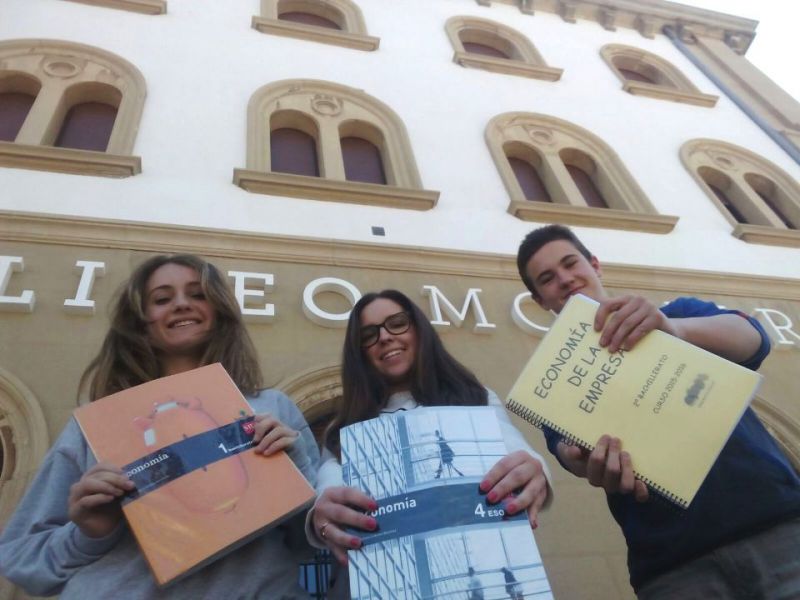 Dos alumnos del Liceo Monjardín y del Colegio El Huerto ganan la fase local de la IX Olimpiada de Economía