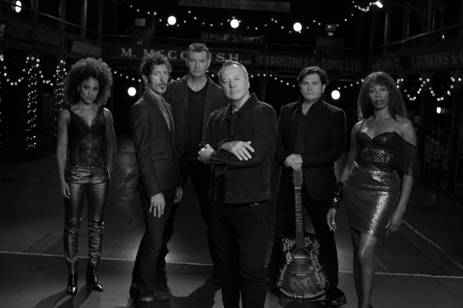 Simple Minds trae el rock de los 80 a Baluarte este domingo