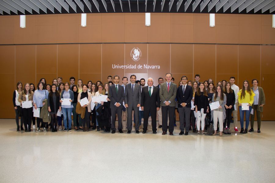 45 estudiantes de la Universidad de Navarra reciben las becas Global Internship de Caja Rural