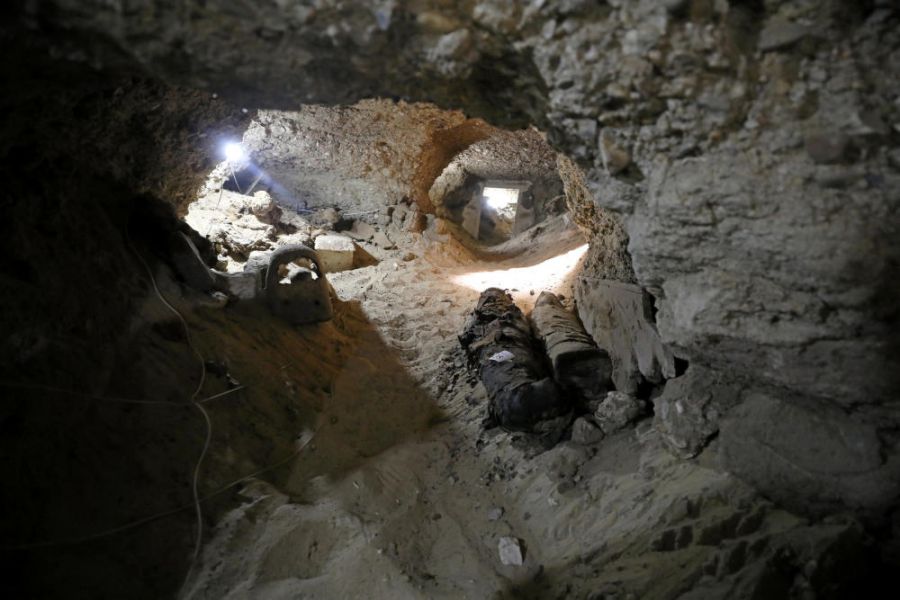 Descubren una cámara funeraria con 17 momias y varios sarcófagos en el valle del Nilo