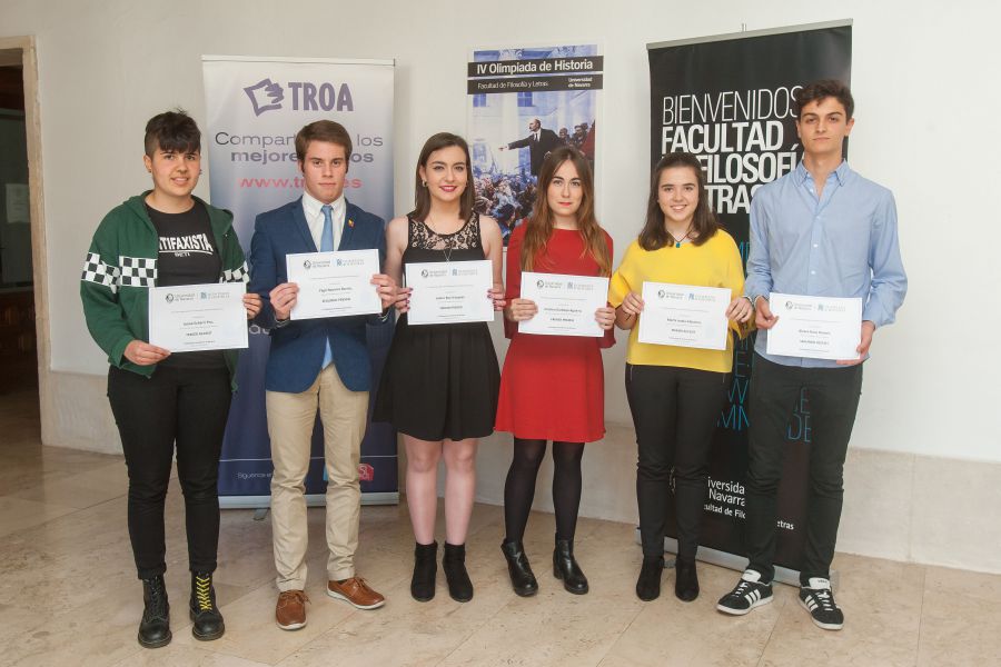 Cristina Garbayo, del Colegio Nuestra Señora del Huerto, gana la IV Olimpiada navarra de Historia