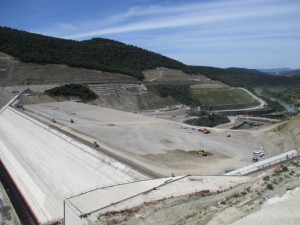 presa pantano de Yesa 2